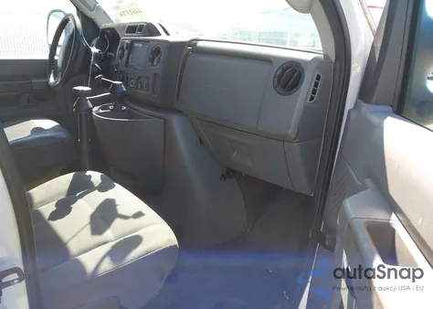 2010 Ford E-150 Commercial/Recreational z USA, uszkodzony, nr VIN 1FTNE1EW4ADA91360